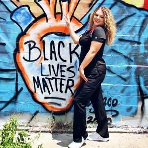 Meet your Posher, Catherine